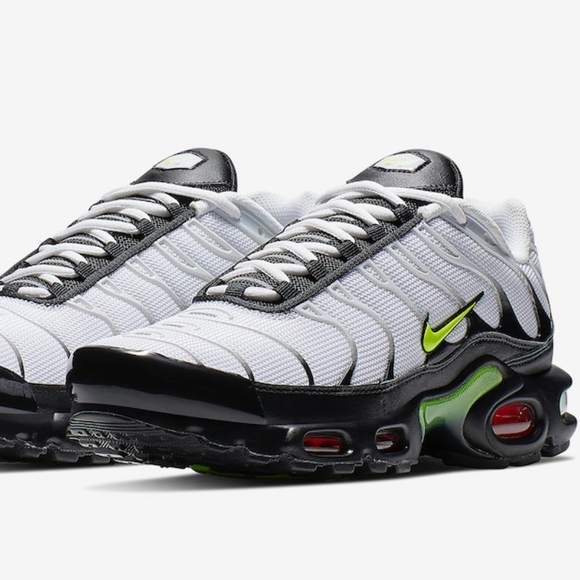 air max plus retro future